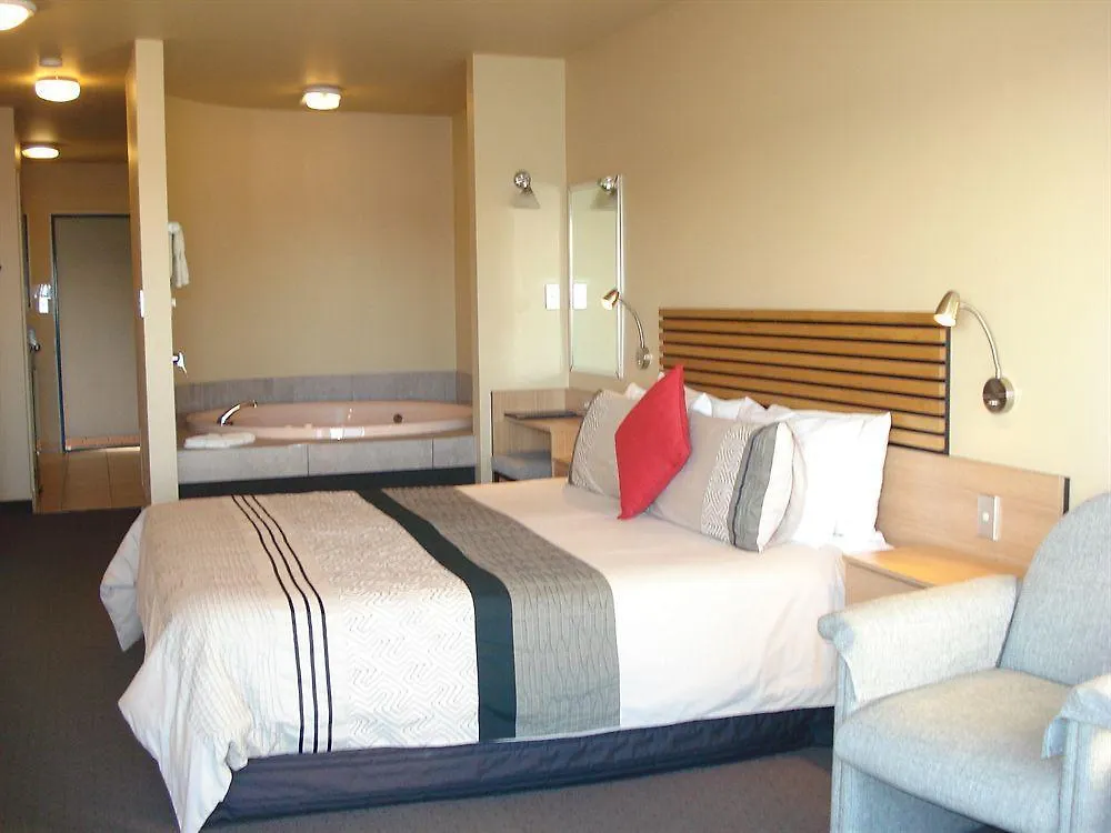 Clearwater Motor Lodge Taupo 4*,