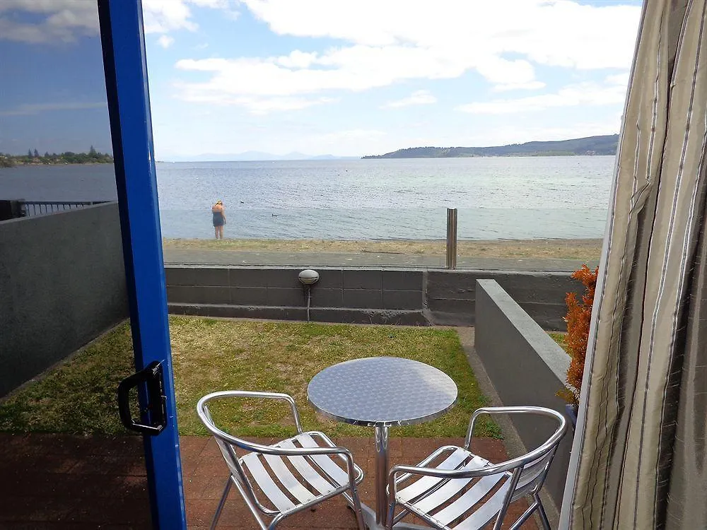 Clearwater Motor Lodge Taupo Motel
